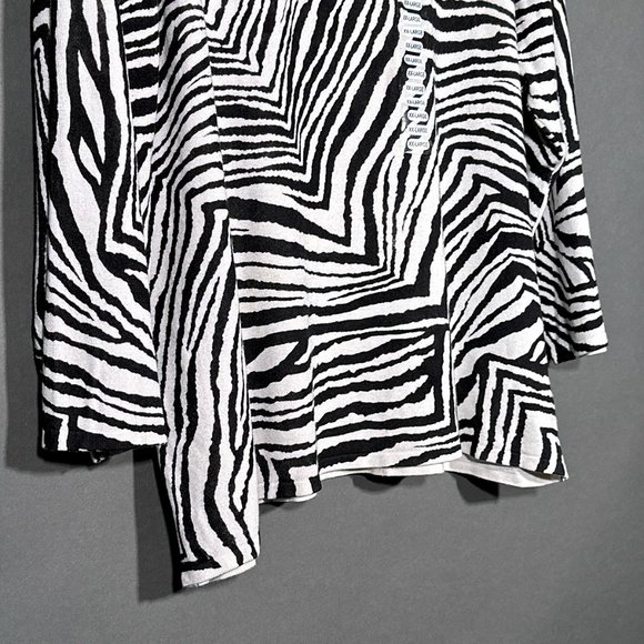LH Sport Zebra Print‎ Top/Tunic With Embellishments Around Neckline Size XXL - Picture 5 of 13